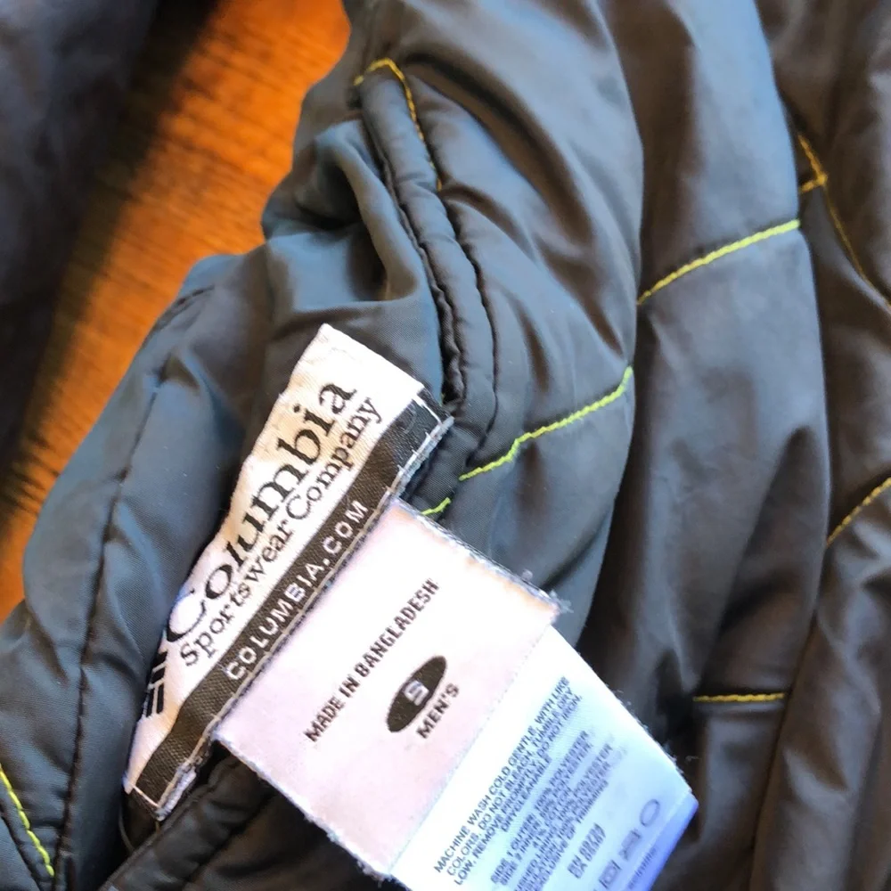 Columbia Green Oregon Hooded Bomber Jacket with Yellow Logo